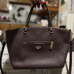 COACH Relaxed Burgundy Color Leather Bag W Strap