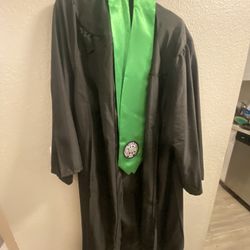 Portland state Graduation Cap And Gown