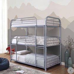 Triple Decker Twin Silver Bunkbed W  Mattresses Included 