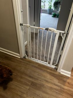 Adjustable Baby Gate / Pet Gate – White Metal Walk-Through