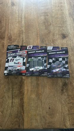 NASCAR Authentics 1:64 Die cast Denny Hamlin (3) Car Lot