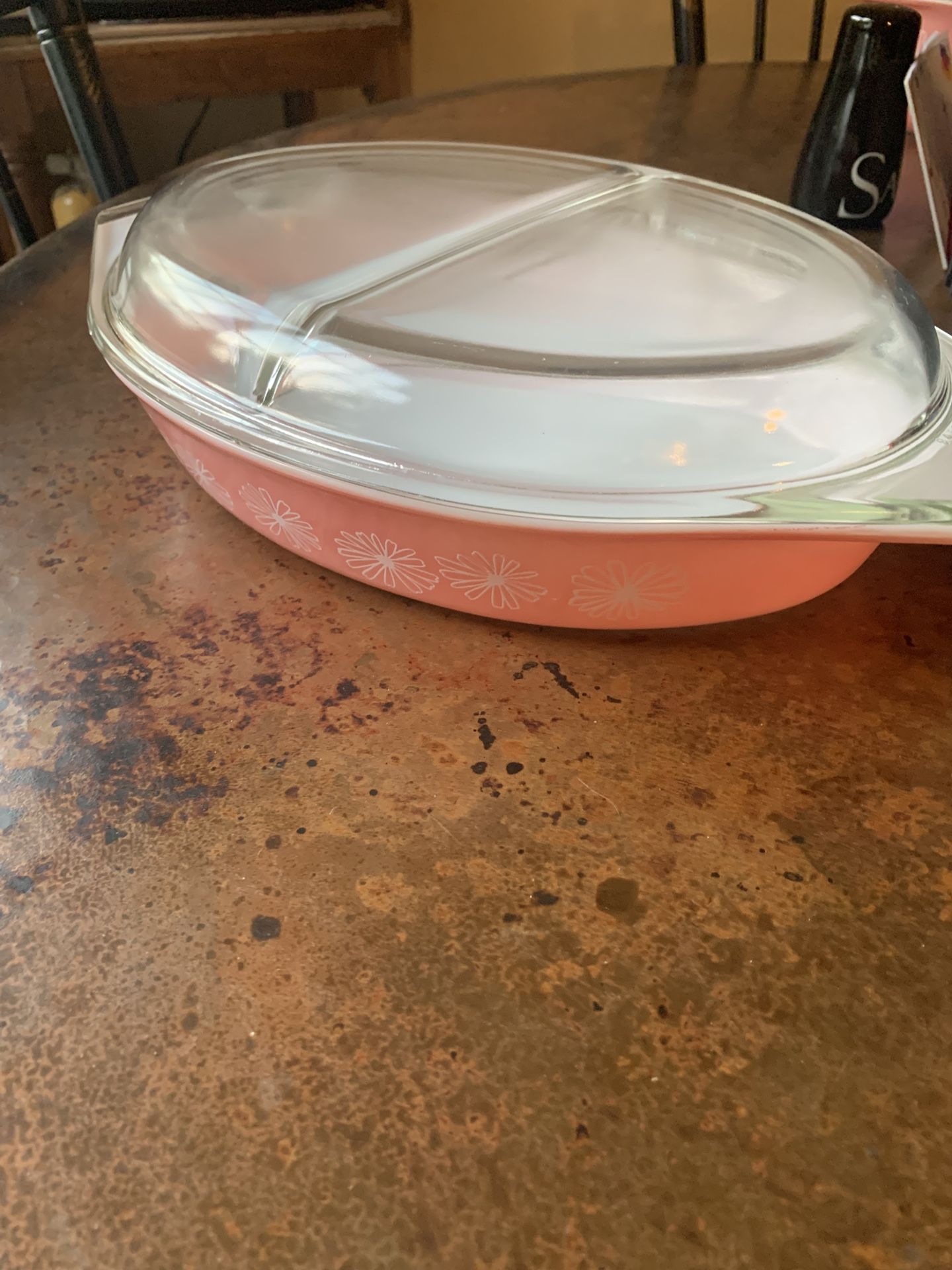 1-1/2 Qt Pyrex Covered Casserole