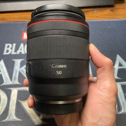 Canon RF 50mm F1.2 L USM lens