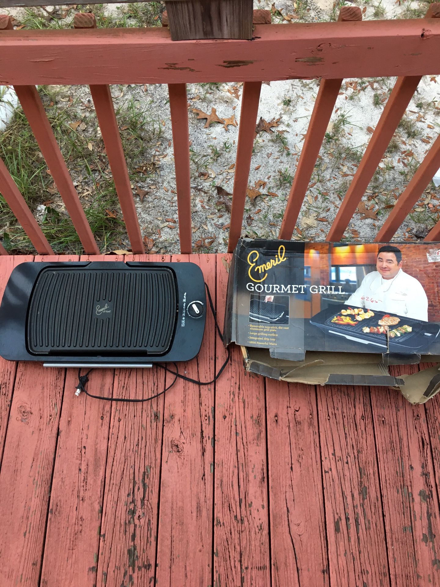 Gourmet Emeril Electric Counter Grill Also Have A Free Electric Grill