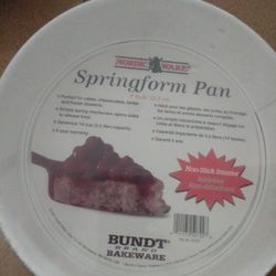 Brand New Spring Form Pan For Bakeware 