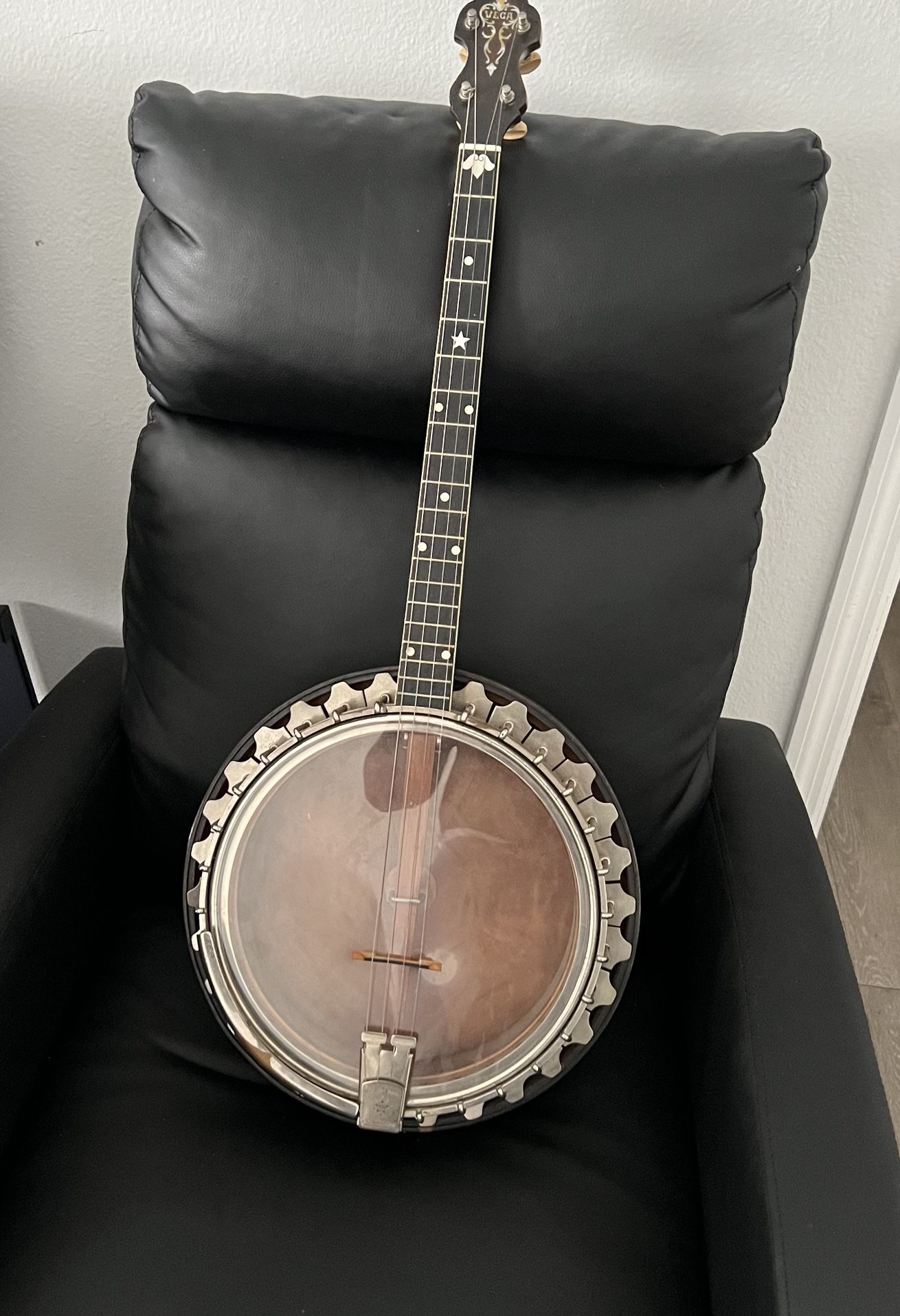 1920s 4 String Vega Banjo