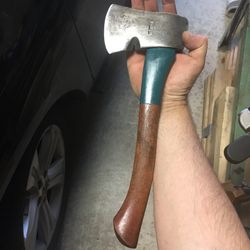 PLUMB Hatchet