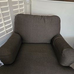Bassett Brand Big Lounge Chair