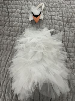 Pottery Barn Swan Costume 12-24 mos
