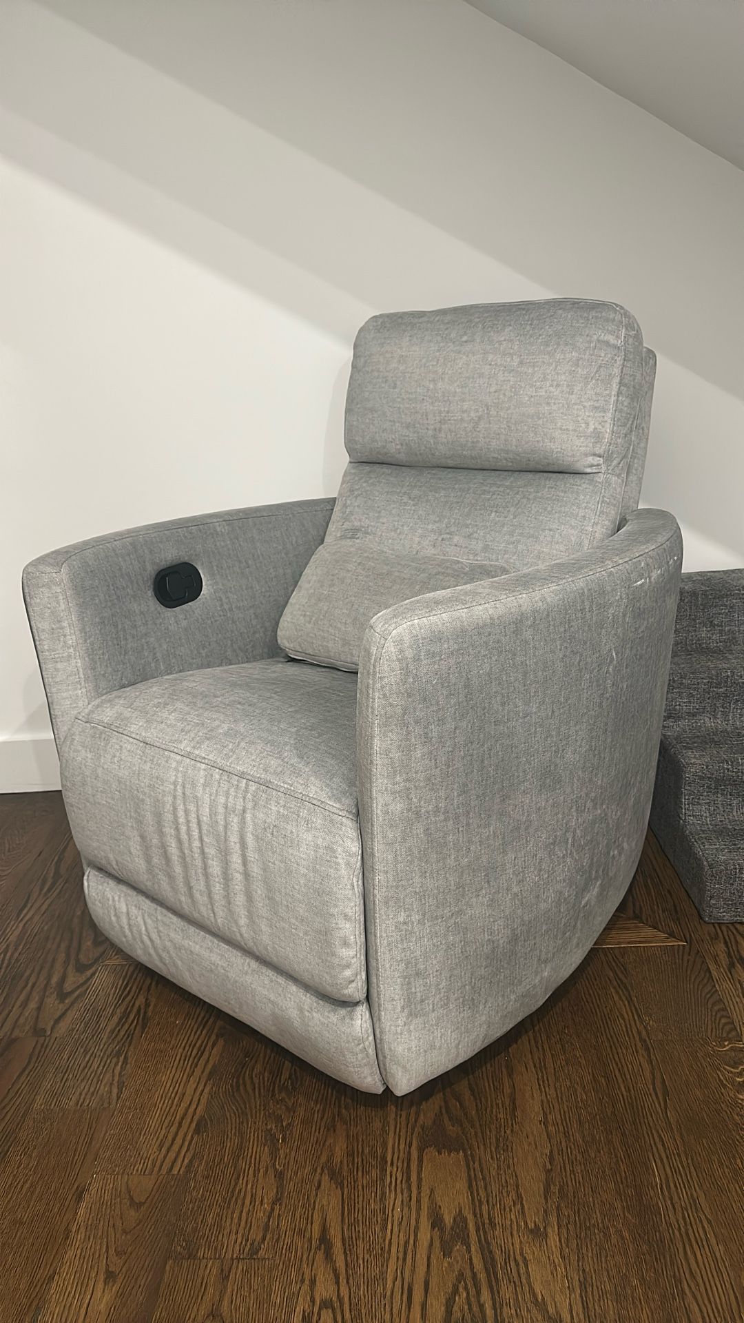 Recliner Chair