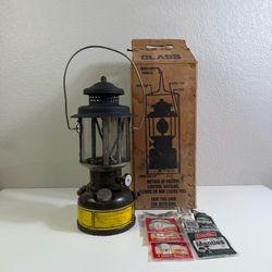 Vintage U.S. Army SMP 1981 Gasoline Green Lantern W/ Box