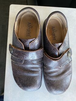 Algeria Women’s Brown Shoes Slip Ons 9