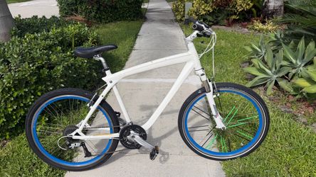 BMW bike 26 inch bicycle 27 speed works great front suspension