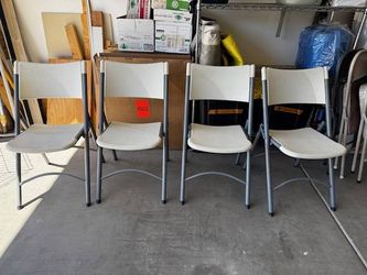 Folding chairs - 4