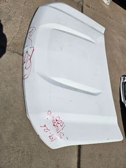 Chevy Silverado 1500 hood oem