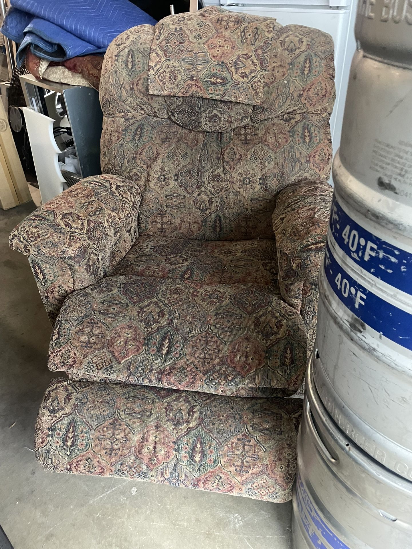 Recliner Sofa