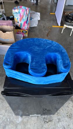 Pillow for bedridden turning device elderly