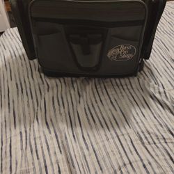 Bass Pro Shop Large Tackle Bag (Like New)