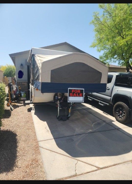 2010 Forest River Flagstaff Popup Camper