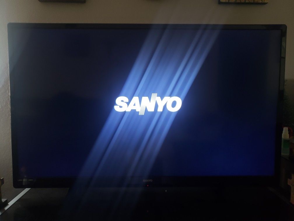 SANYO 50' 1080p LED LCD HDTV TV
