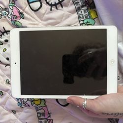 iPad Selling For Parts 