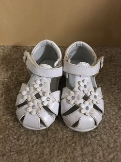 White baby toddler girl sandal orthopedic size 4