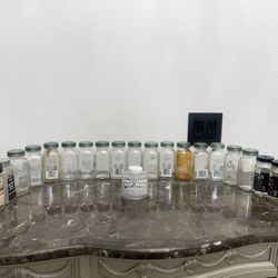 20 Glass Spice Bottles and 1 Acrylic Spice bottle
