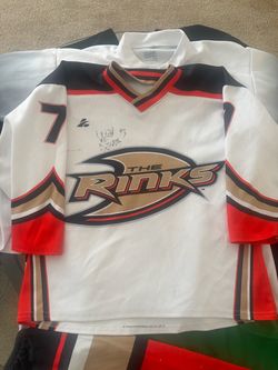 10 Youth hockey shirts