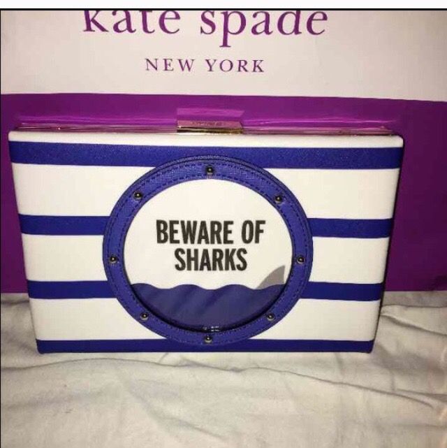 Kate Spade Beware of Sharks Emanuelle Clutch for Sale in Dallas, TX -  OfferUp