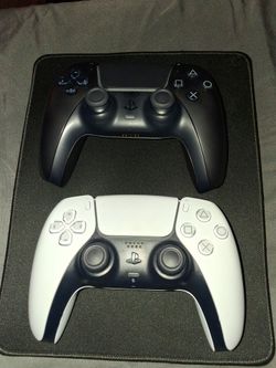 2 dueless ps5 wireless controllers