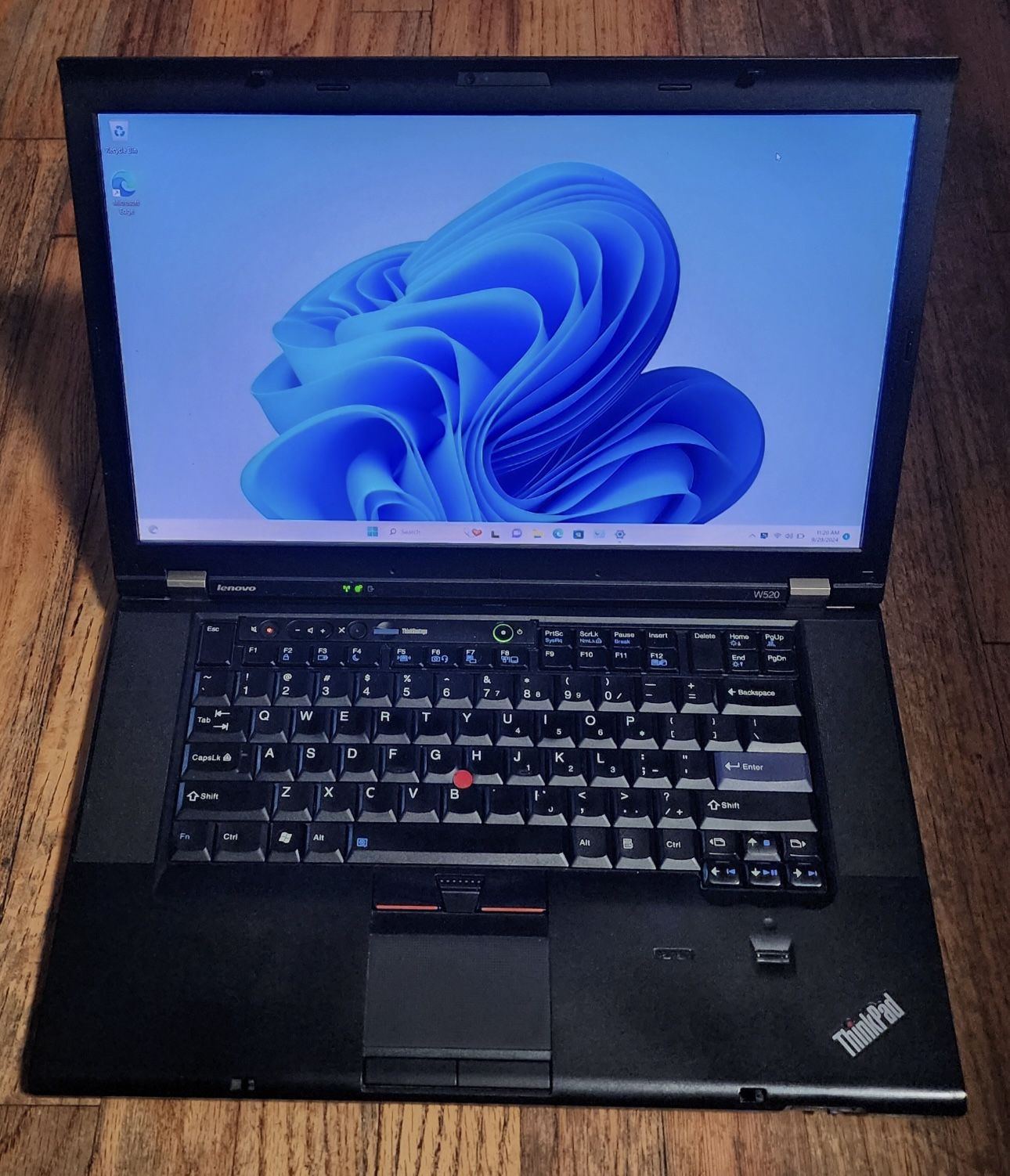 Lenovo 16" Thinkpad Hi Speed Laptop Intel Core i7 16 gb ram 500 gb ssd 1080p lcd Webcam dvdrw Nvidia Pro graphics windows 11 professional
