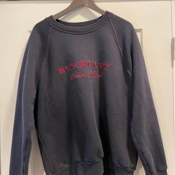 Burberry crewneck size XL