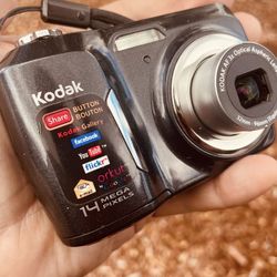 Kodak Digital Camera. 14 mp