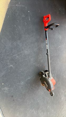 Works great Black and decker electric sidewalk edger