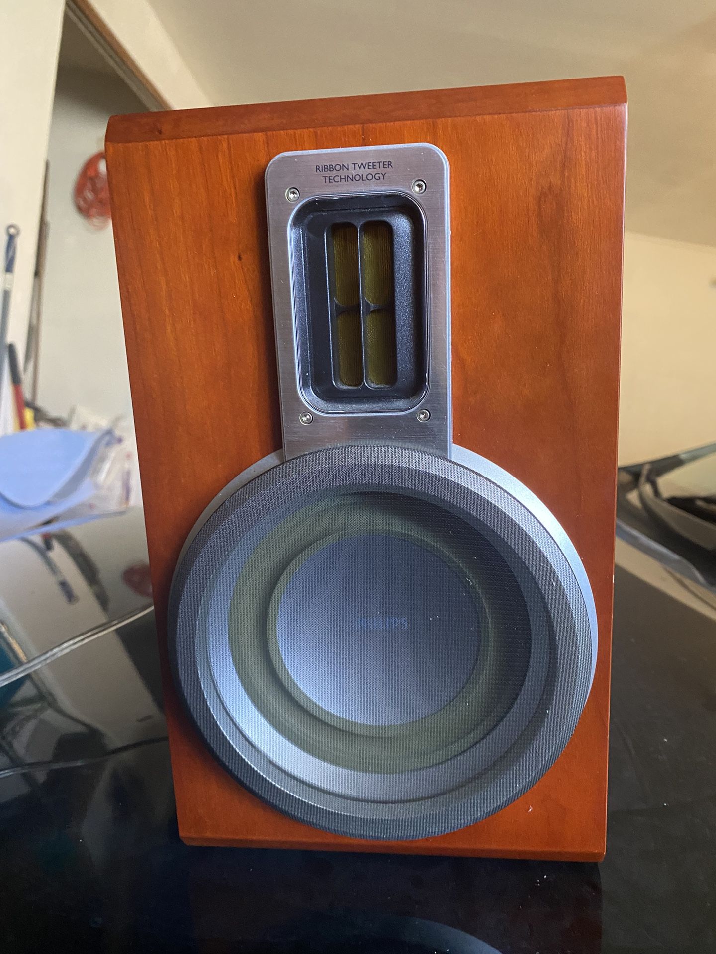 Pair of Phillips Speakers
