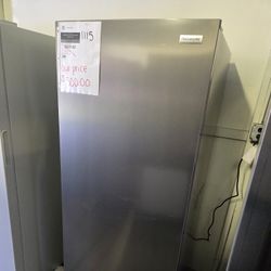 Frigidaire 15.5 Garage Ready Upright Freezer