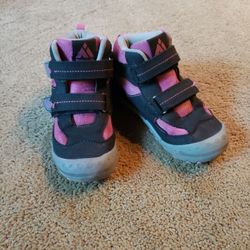 Kids Size 6 - Waterproof Hiking Boots