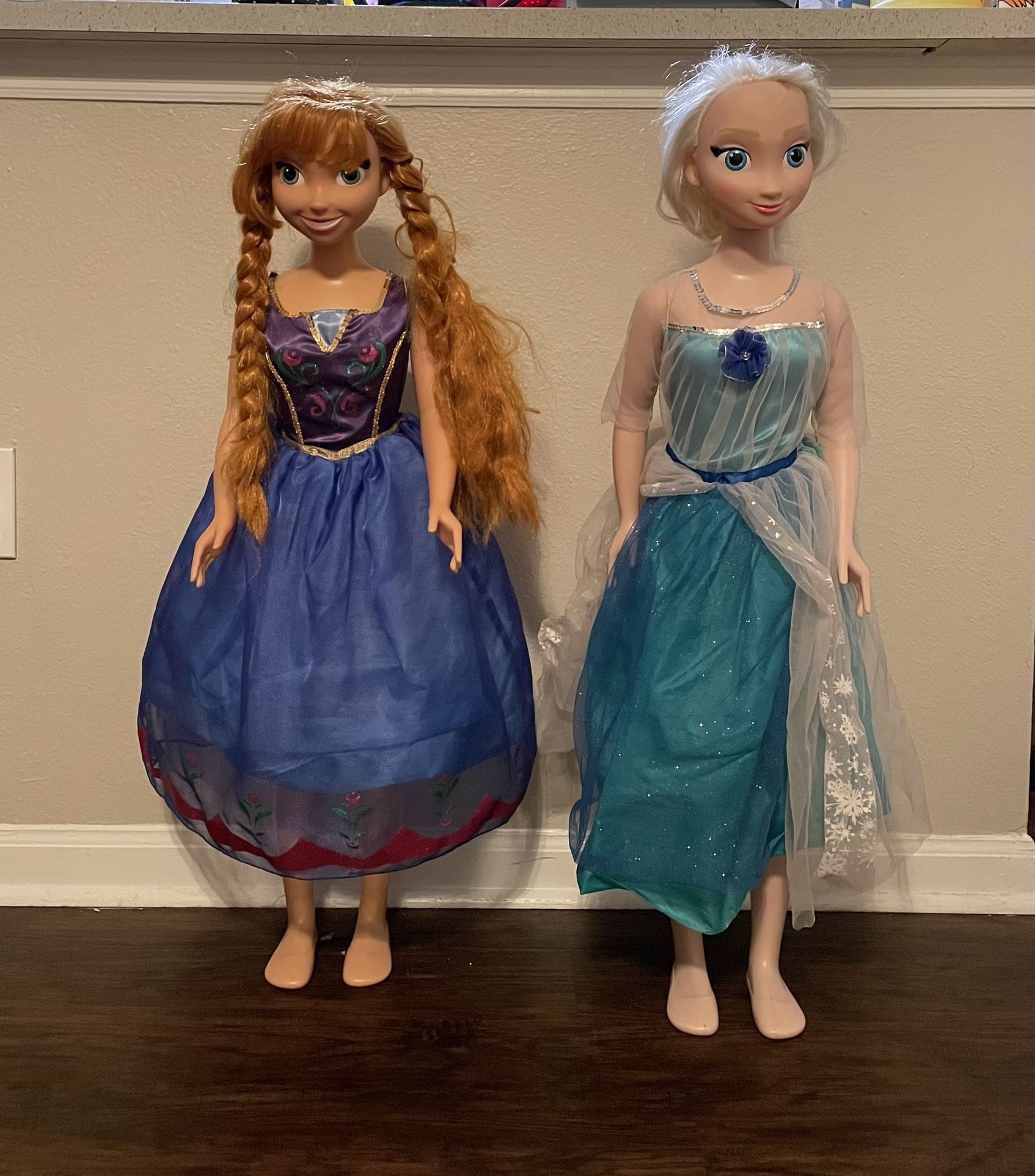 Life Size Anna And Elsa Dolls