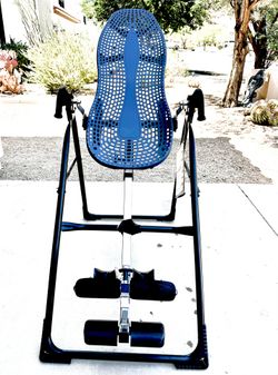 Teeter HangUp Inversion Machine