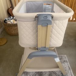 Adjustable Baby Bassinet 