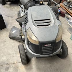 Craftsman LT1500 Lawn Tractor