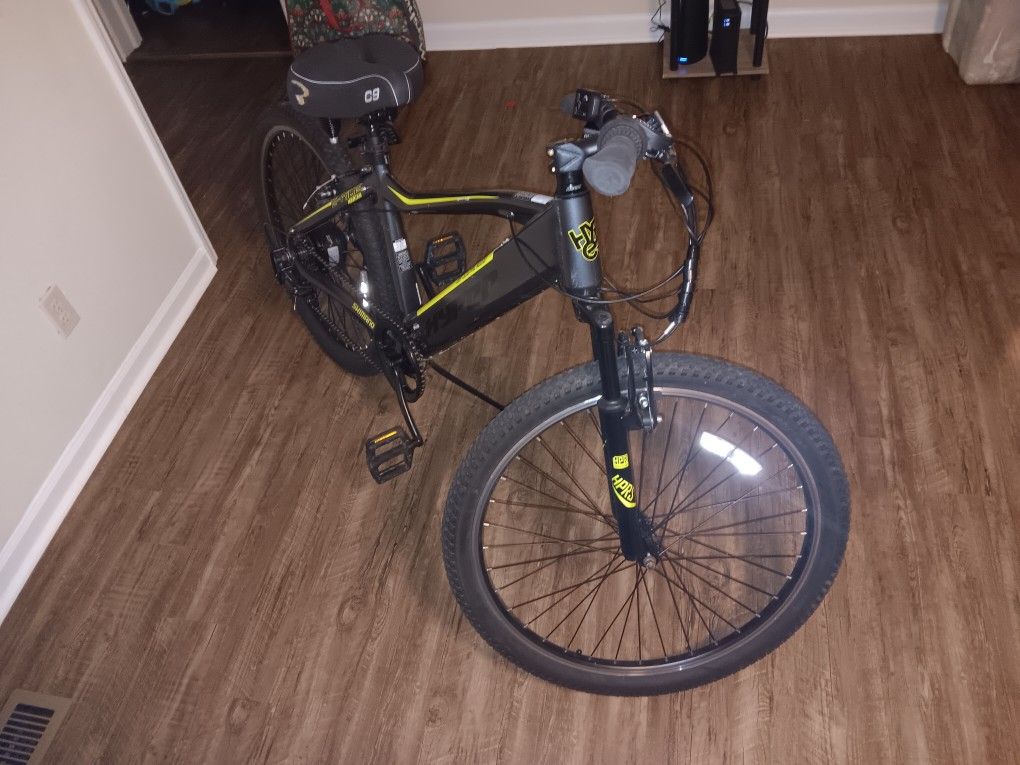 Hyper 36v Electric Assist Bike