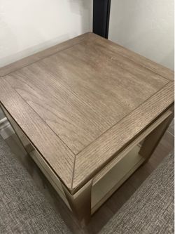 End table