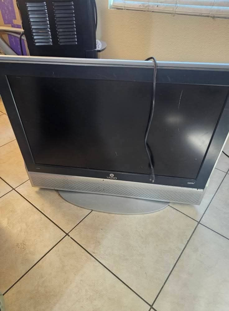 32 In Vizio TV. Not Smart