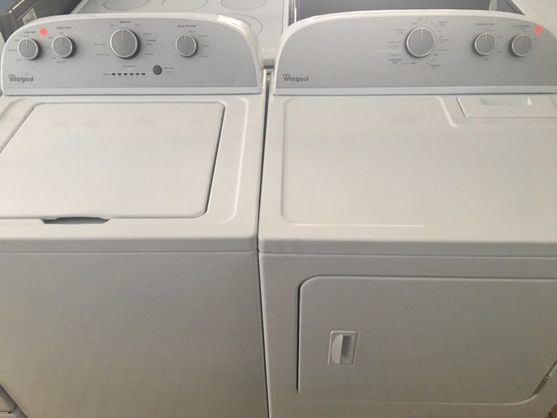 Whirlpool Washer/Electric Dryer Set