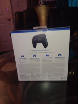 PS5 Dualsense controller