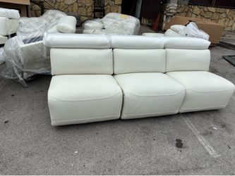 Armless Couch! Delivery Available!