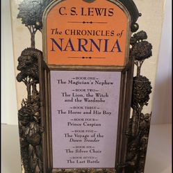 C.S. Lewis. The Chronicles Of Narnia Set