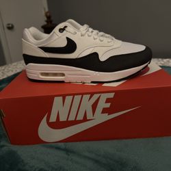 Women’s Nike Air Max 1