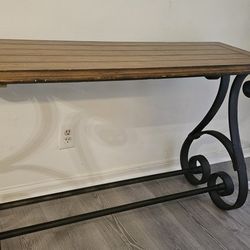 Antique Entryway Bench..$70